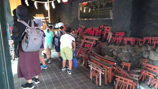 神社の中を見学させていただきました。